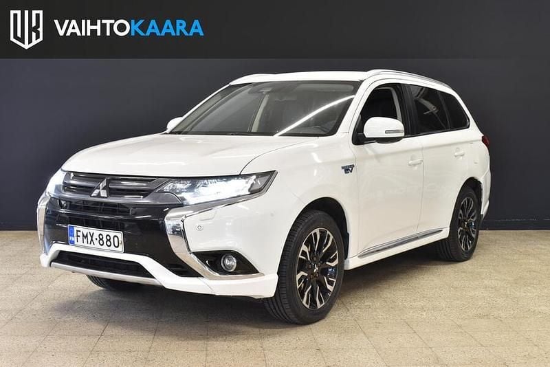 Käytetty 2018 Mitsubishi Outlander P-HEV Intense+ Katumaasturi | 15 270 € (Perustarjous) - Kuva 1/2