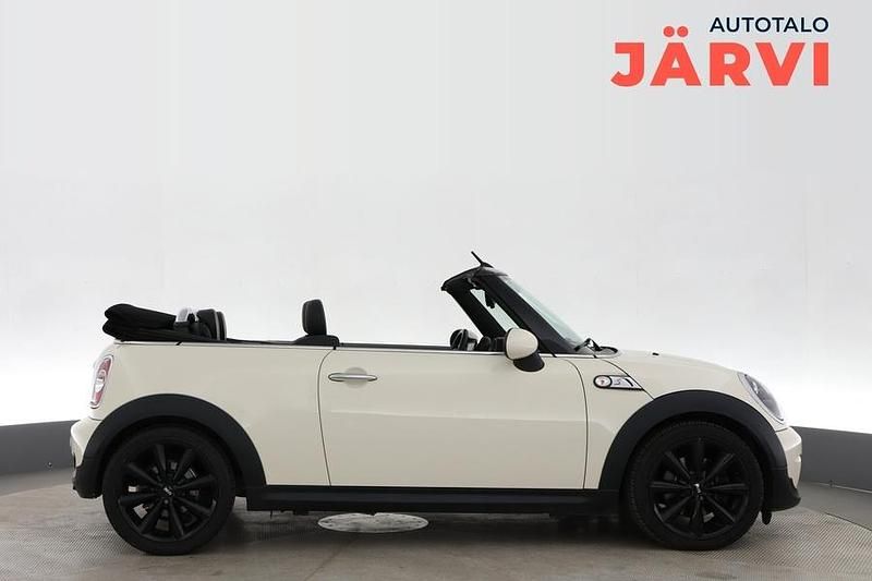 Käytetty Mini Cooper S Cabriolet 184 HP (135 kW) 2012 Valkoinen Avoauto