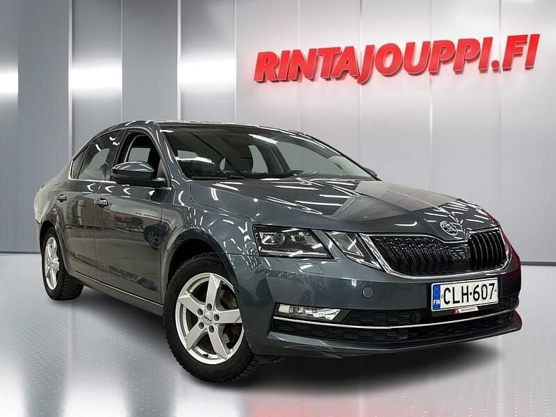 Käytetty Skoda Octavia Style 116 HP (85 kW) 2018 Harmaa Viistoperä