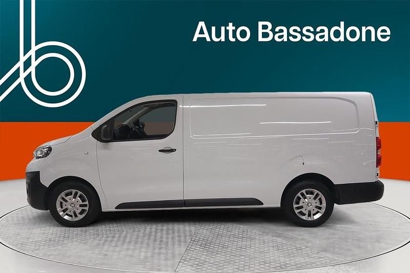 Käytetty Peugeot Expert 144 HP (105 kW) 2022 Van