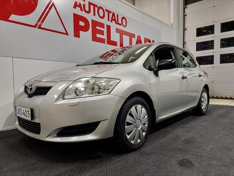 Harmaa Käytetty 2007 Toyota Auris Terra Viistoperä | 5 900 € (Perustarjous) - Kuva 1/4