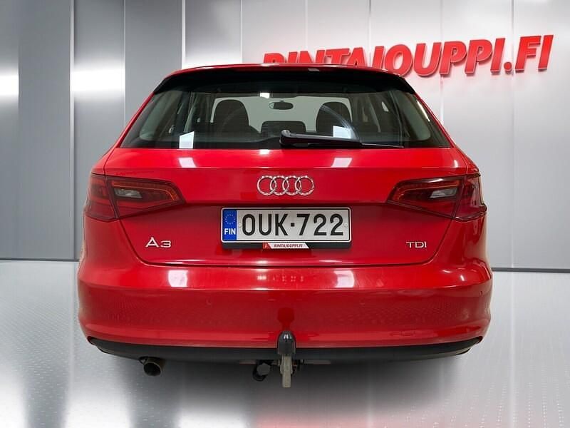 Käytetty Audi A3 Sportback Business 105 HP (77 kW) 2013 Viistoperä