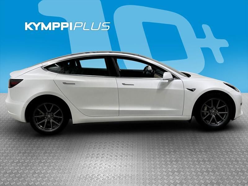 Käytetty Tesla Model 3 Standard Range 211 kW (287 HP) 2020 Sedan