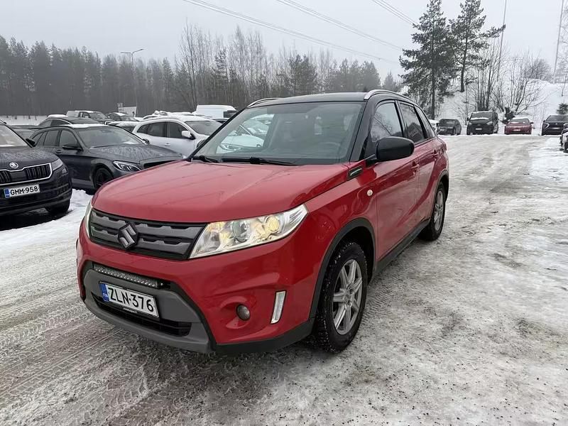 Käytetty Suzuki Vitara GL 120 HP (88 kW) 2017 Katumaasturi