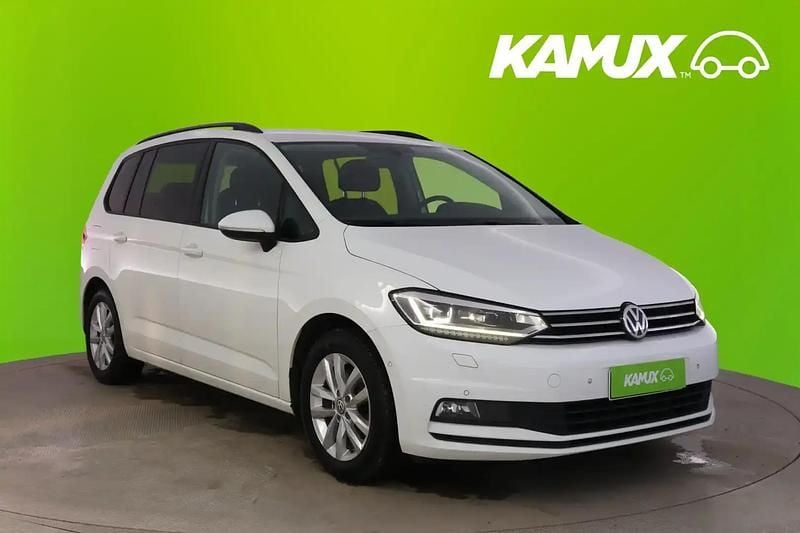 Käytetty VW Touran Comfortline 116 HP (85 kW) 2018 Valkoinen Tila-auto