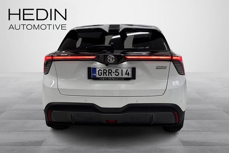 Uusi MG MG4 EV Luxury 150 kW (204 HP) 2025 Valkoinen Viistoperä
