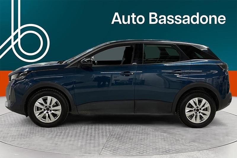 Käytetty Peugeot 3008 Active 131 HP (96 kW) 2022 Katumaasturi