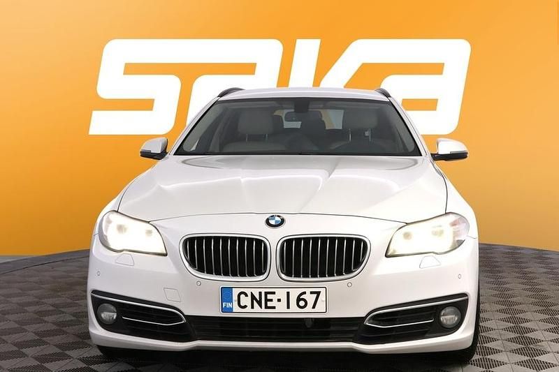 Käytetty BMW 520 Exclusive 190 HP (139 kW) 2014 Farmari