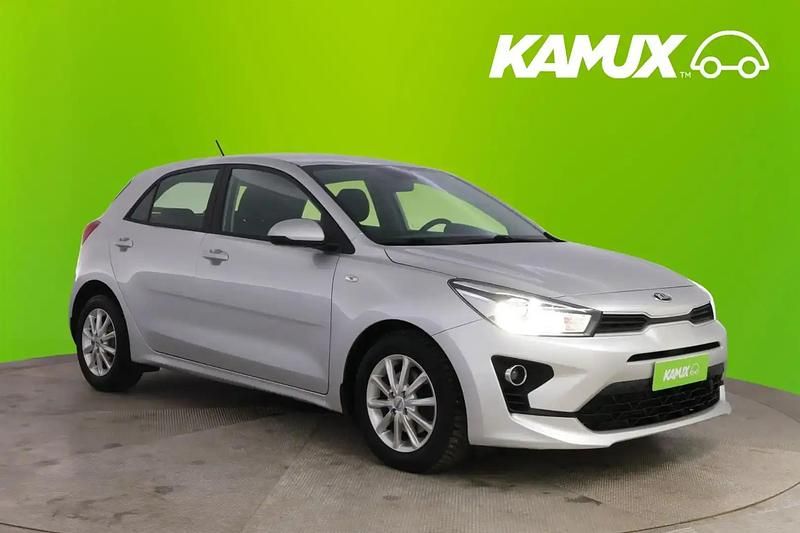 Hopea / harmaa Käytetty 2021 Kia Rio EX Sedan | 13 730 € (Perustarjous) - Kuva 1/4