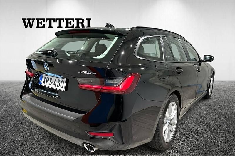 Käytetty BMW 330e 292 HP (214 kW) 2021 Musta Farmari