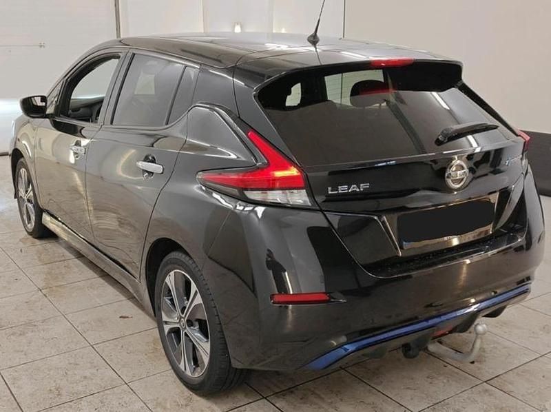 Käytetty Nissan Leaf N-Connecta 160 kW (218 HP) 2021 Viistoperä
