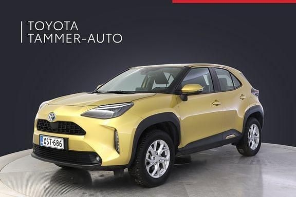 Keltainen Käytetty 2024 Toyota Yaris Cross Active Katumaasturi | 27 880 € (Perustarjous) - Kuva 1/4