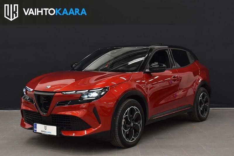 Käytetty Alfa Romeo Junior Edizione Speciale 114 kW (156 HP) 2024 Katumaasturi