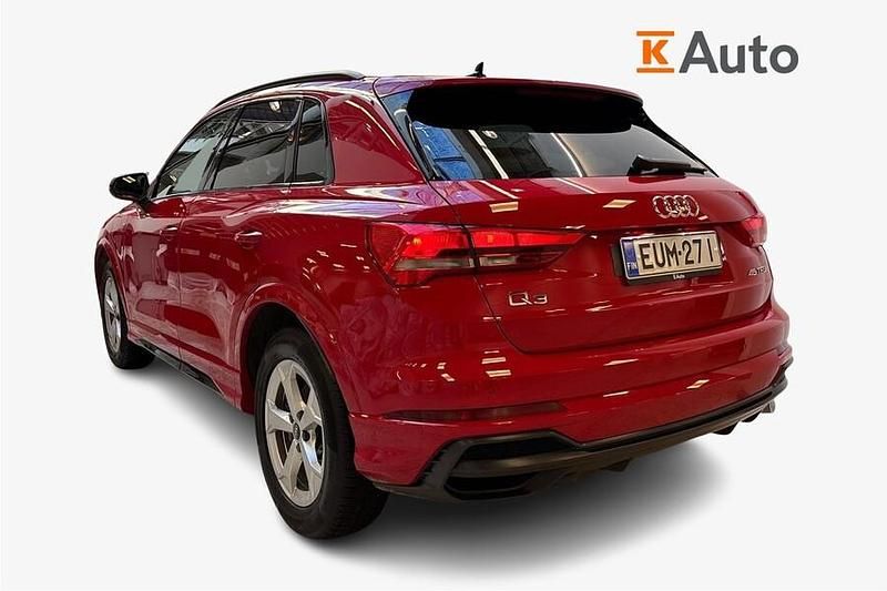 Käytetty Audi Q3 S-Line 245 HP (180 kW) 2022 Punainen Katumaasturi