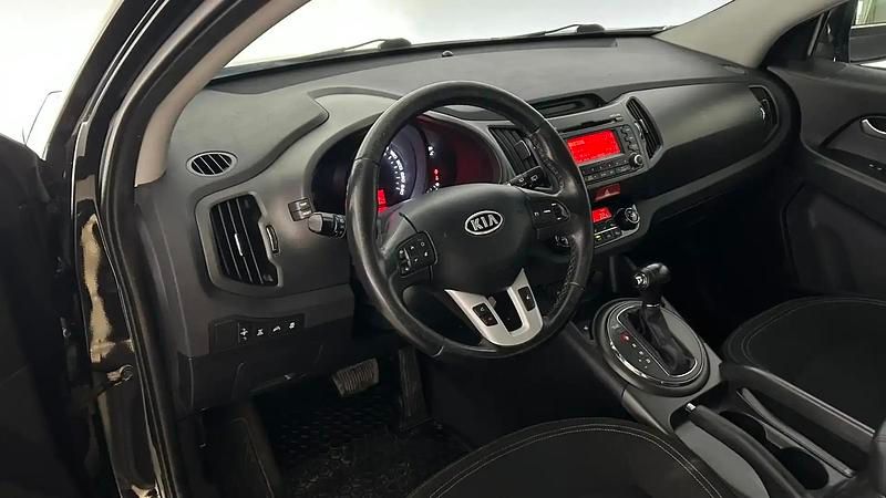 Käytetty Kia Sportage 163 HP (119 kW) 2010 Musta Katumaasturi