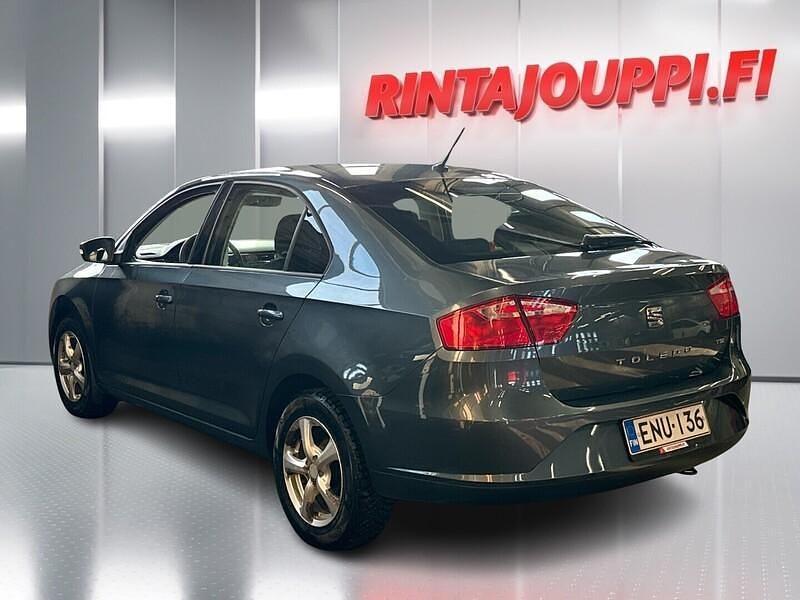 Käytetty Seat Toledo Reference 90 HP (66 kW) 2016 Viistoperä