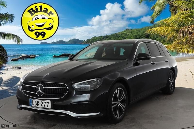 Käytetty 2023 Mercedes E220 Edition Farmari | 34 850 € (Supertarjous) - Kuva 1/3