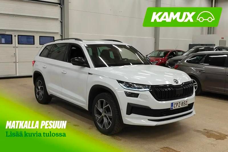Käytetty Skoda Kodiaq SportLine 200 HP (147 kW) 2022 Valkoinen Katumaasturi