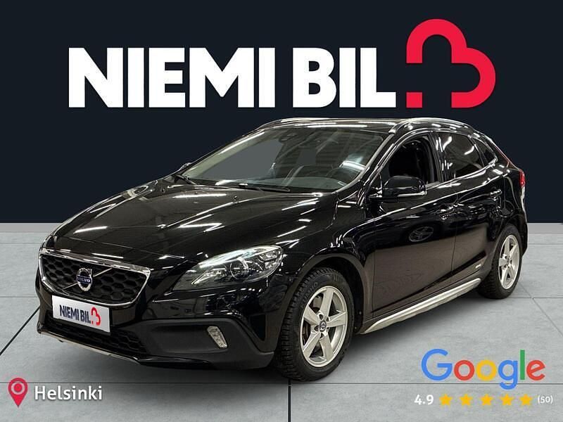 Käytetty Volvo V40 Summum 120 HP (88 kW) 2016 Viistoperä