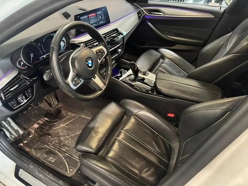 Käytetty BMW 520 Sport Line 190 HP (139 kW) 2017 Valkoinen Farmari