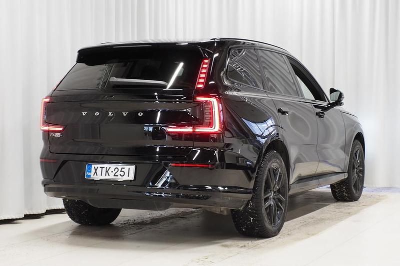 Käytetty Volvo EX90 Plus 300 kW (408 HP) 2025 Katumaasturi