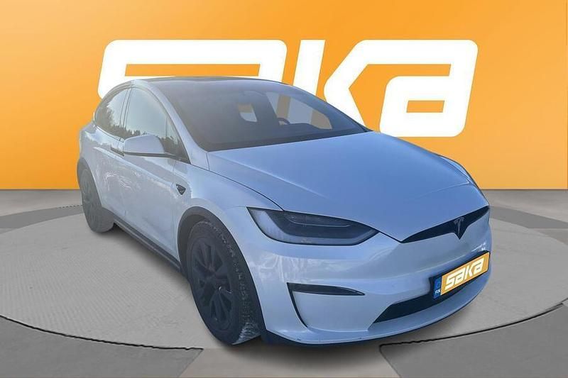 Käytetty Tesla Model X 386 kW (525 HP) 2023 Katumaasturi