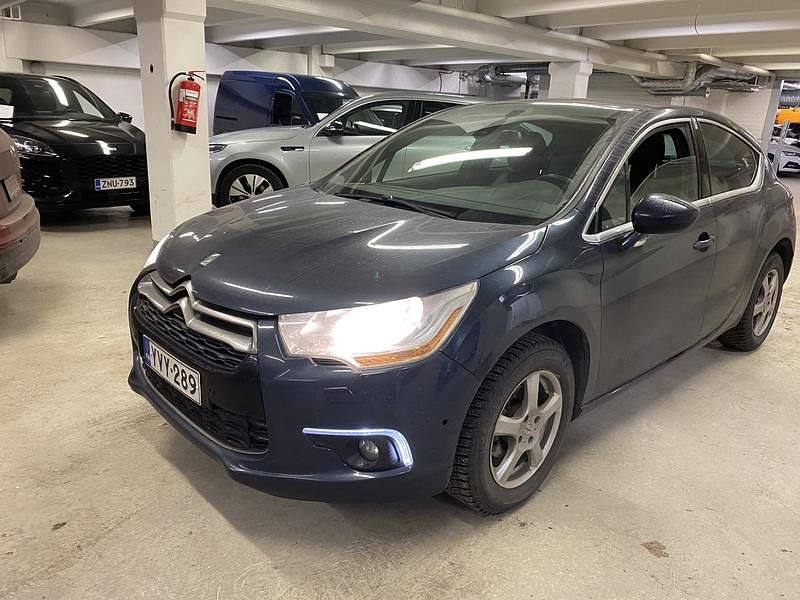 Käytetty 2013 Citroën DS4 So Chic Viistoperä | 8 900 € - Kuva 1/4
