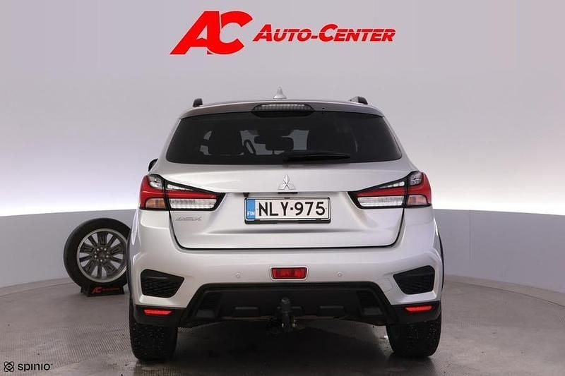 Käytetty Mitsubishi ASX Intense 150 HP (110 kW) 2020 Harmaa Katumaasturi