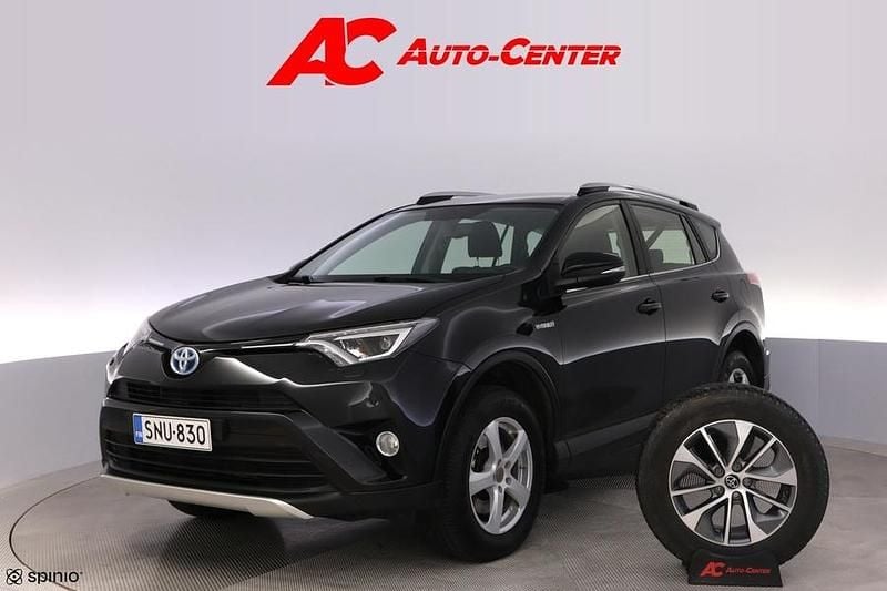 Musta Käytetty 2016 Toyota RAV4 Hybrid Active Katumaasturi | 20 890 € (Perustarjous) - Kuva 1/4