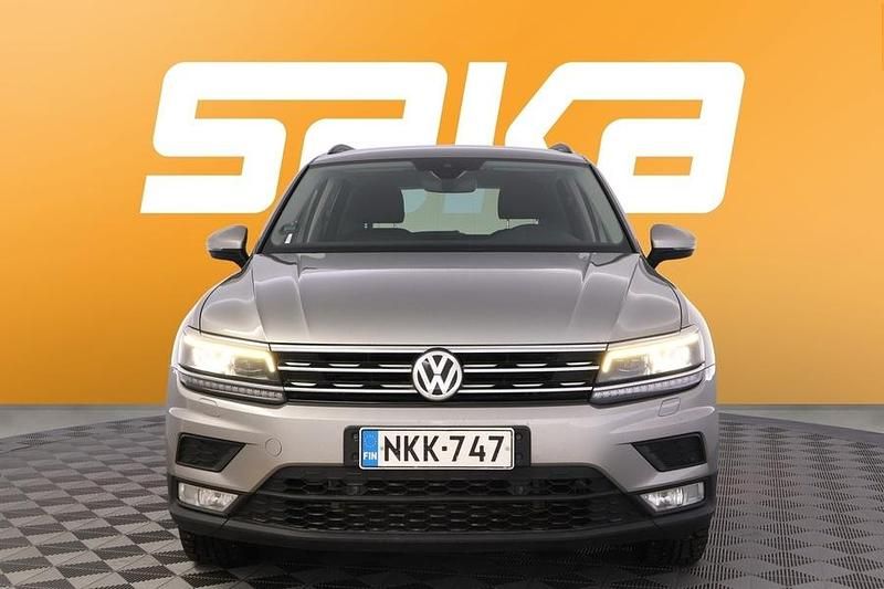 Käytetty VW Tiguan Comfortline 150 HP (110 kW) 2016 Katumaasturi