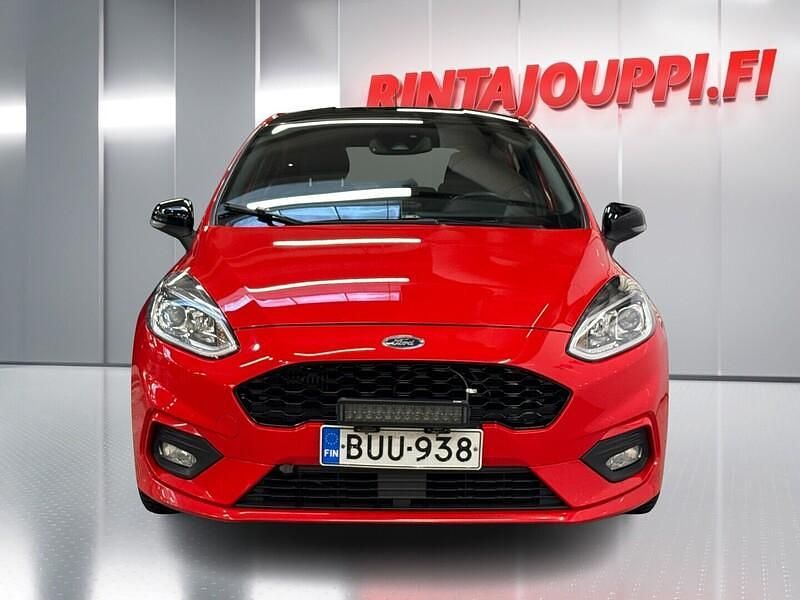 Käytetty Ford Fiesta ST-Line 101 HP (74 kW) 2018 Punainen Viistoperä