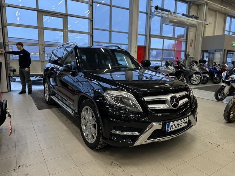 Käytetty Mercedes GLK350 AMG 265 HP (194 kW) 2013 Katumaasturi