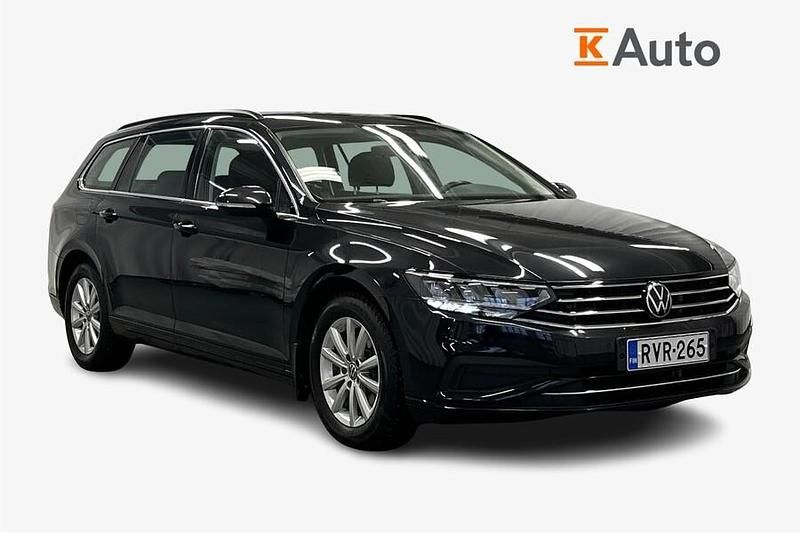 Käytetty VW Passat Comfortline 150 HP (110 kW) 2024 Musta Farmari