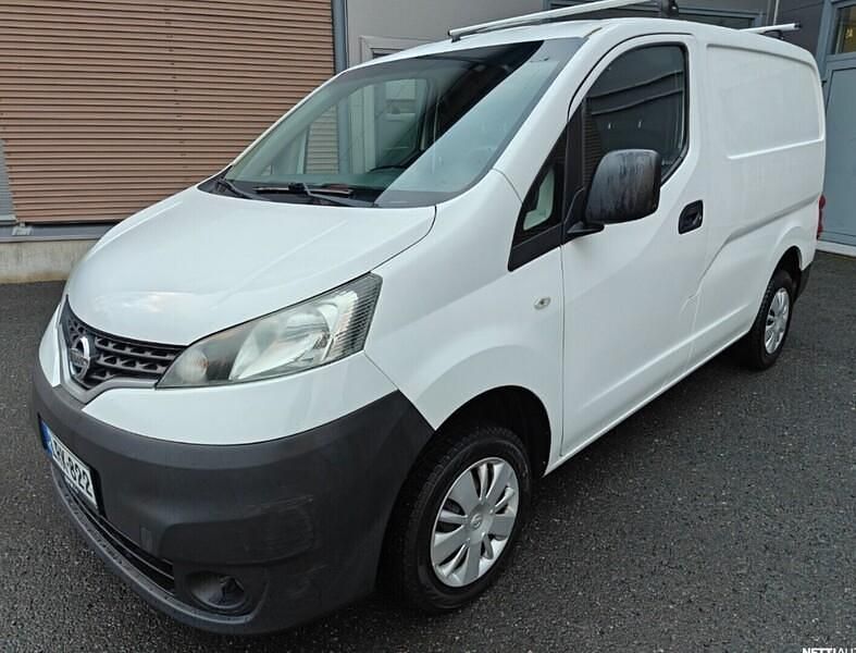 Valkoinen Käytetty 2014 Nissan NV200 Comfort Tila-auto | 9 480 € - Kuva 1/3