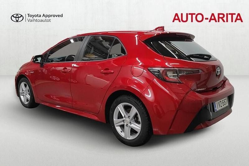 Käytetty Toyota Corolla Active 122 HP (89 kW) 2020 Punainen Viistoperä