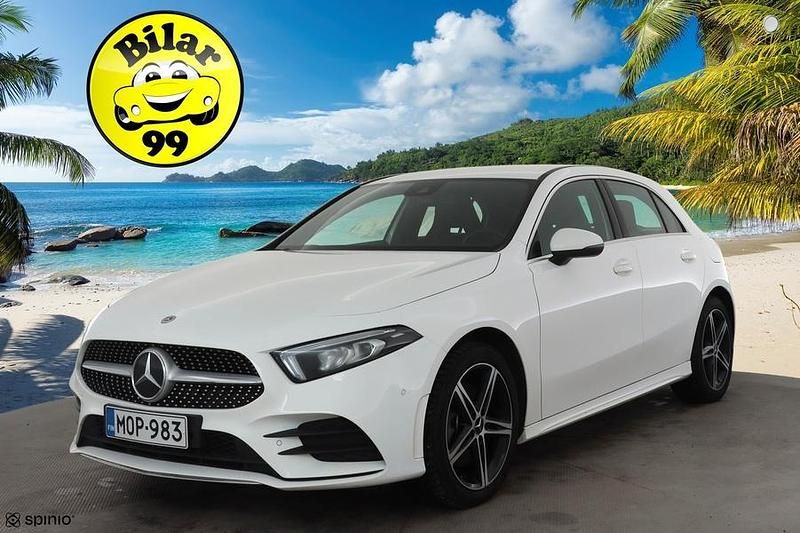Käytetty Mercedes A250 Business 160 HP (117 kW) 2023 Viistoperä