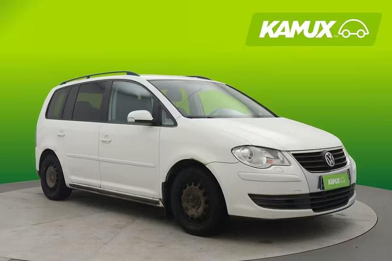 Käytetty VW Touran Comfortline 190 HP (139 kW) 2008 Valkoinen Tila-auto