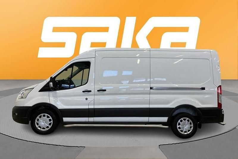 Käytetty Ford Transit Limited 170 HP (125 kW) 2022 Farmari
