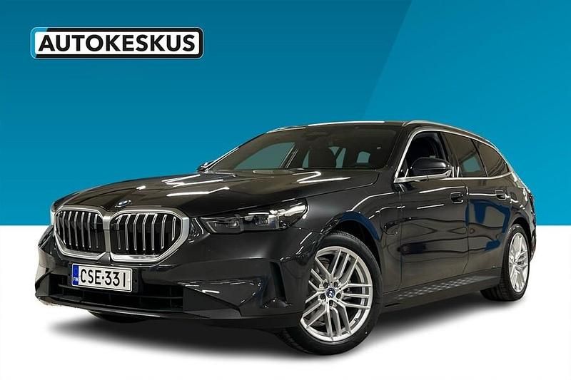 Uusi 2025 BMW 530e Farmari | 68 900 € - Kuva 1/4