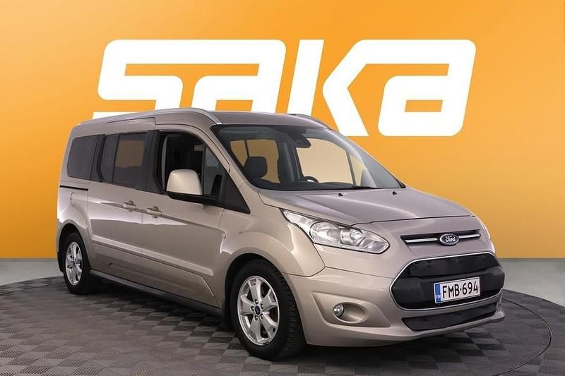 Käytetty Ford Tourneo Connect Titanium 120 HP (88 kW) 2016 Tila-auto
