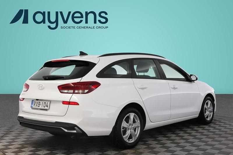 Käytetty Hyundai i30 Comfort 101 HP (74 kW) 2025 Valkoinen Farmari