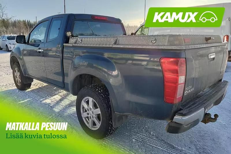 Käytetty Isuzu D-Max 163 HP (119 kW) 2014 Sininen Nouto