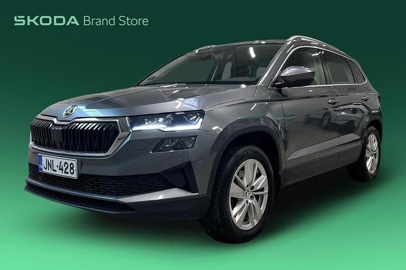 Käytetty 2024 Skoda Karoq Style Katumaasturi | 38 900 € (Kallis) - Kuva 1/4