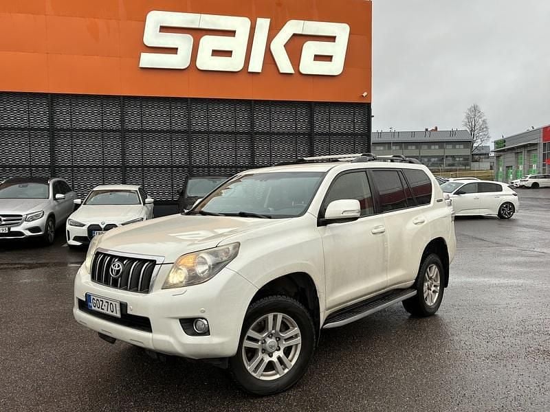 Käytetty 2013 Toyota Land Cruiser Anniversary Katumaasturi | 34 900 € (Hyvä tarjous) - Kuva 1/4