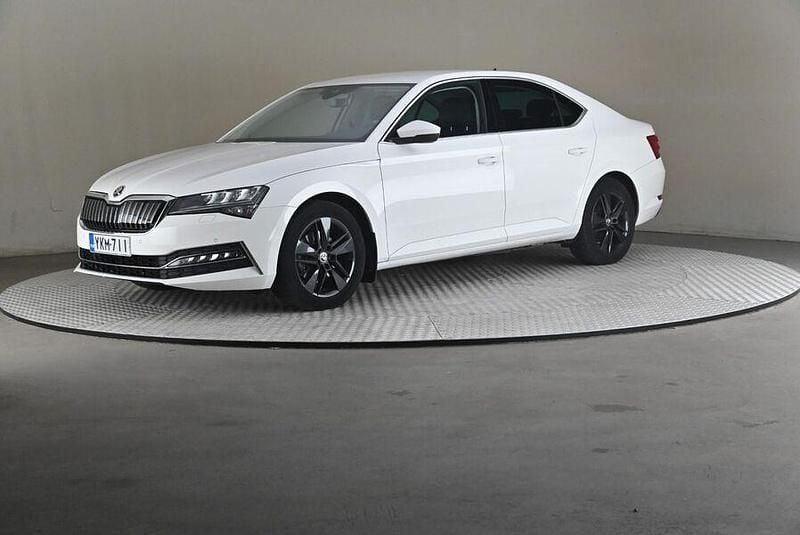 Käytetty 2020 Skoda Superb Ambition Sedan | 16 900 € (Supertarjous) - Kuva 1/4