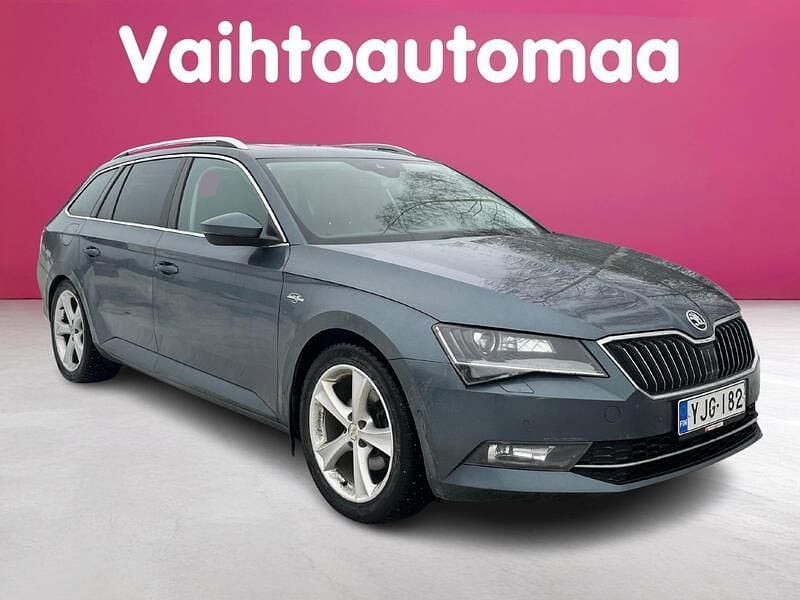 Käytetty Skoda Superb LAURIN & KLEMENT 150 HP (110 kW) 2016 Farmari