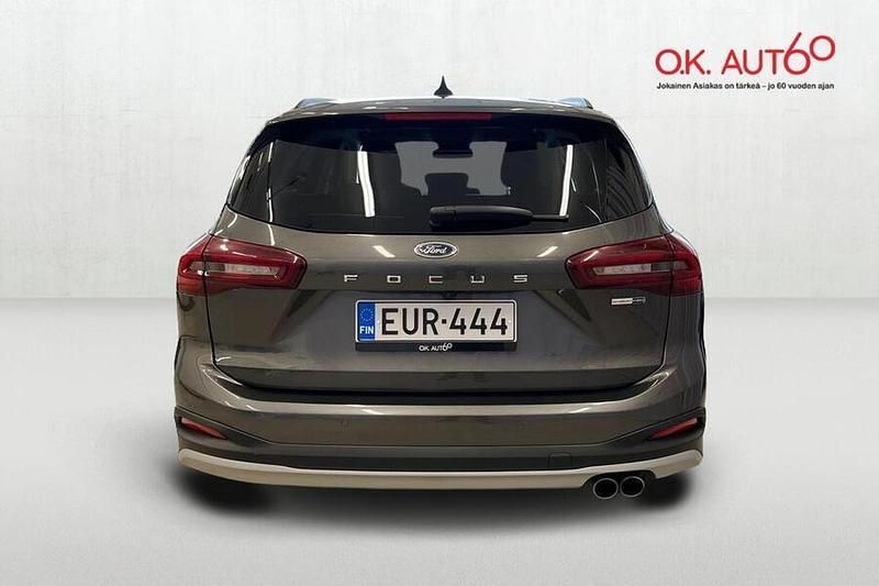 Käytetty Ford Focus Active 158 HP (116 kW) 2023 Harmaa Farmari