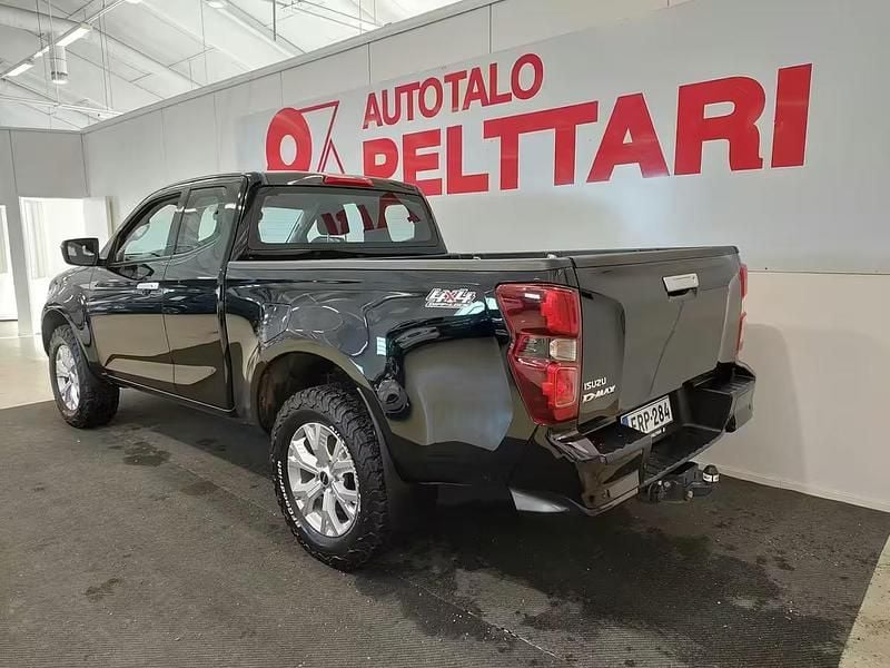 Käytetty Isuzu D-Max 163 HP (119 kW) 2024 Musta Nouto