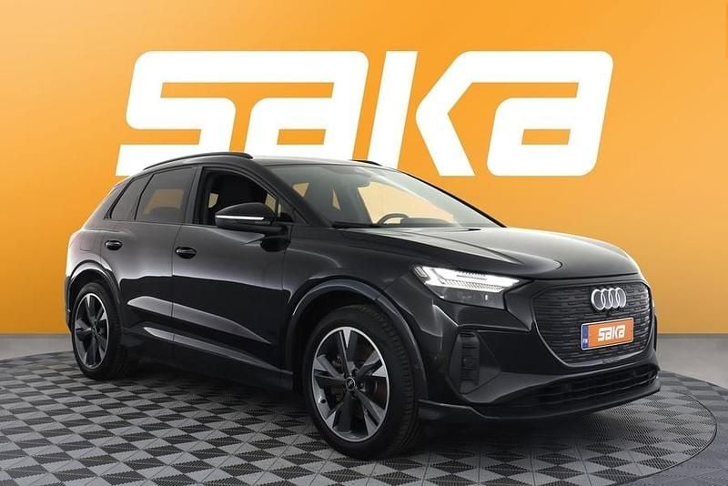 Käytetty Audi Q4 e-tron Advanced Plus 219 kW (299 HP) 2023 Katumaasturi
