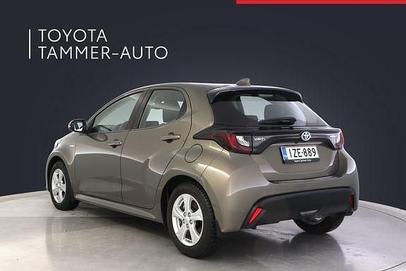 Käytetty Toyota Yaris Active 91 HP (66 kW) 2020 Ruskea (beige) Viistoperä